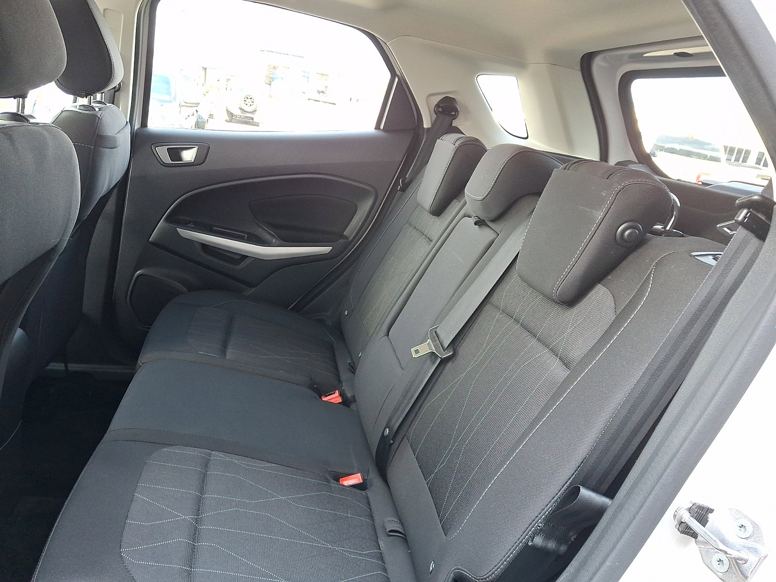 Certified 2022 Ford EcoSport SE image 11