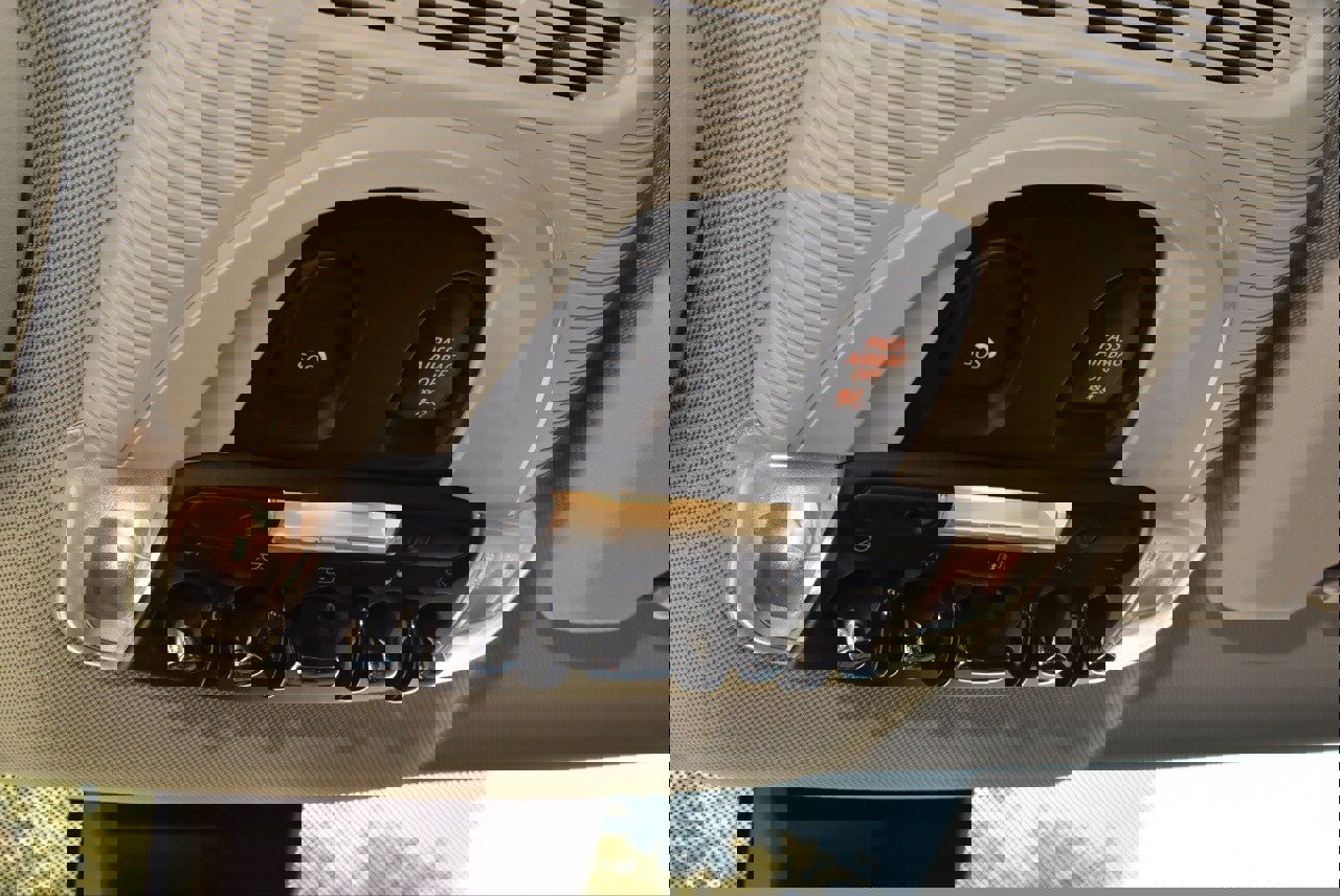 Used 2024 MINI Cooper Countryman S w/ Premium Package image 28