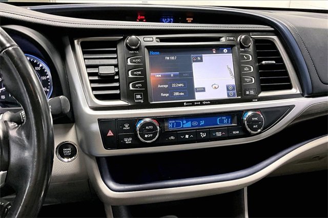 Used 2017 Toyota Highlander Limited w/ Protection Package #3 image 5