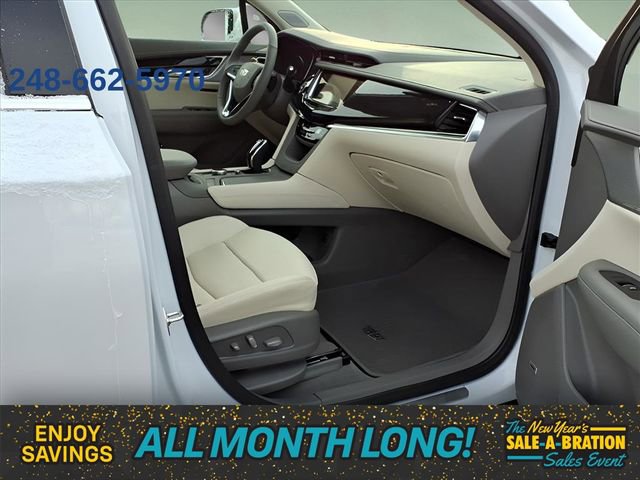 Used 2025 Cadillac XT6 Premium Luxury w/ LPO, Floor Liner Package image 9