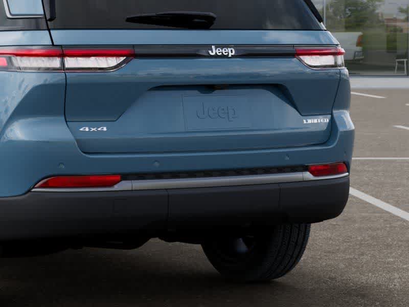 New 2026 Jeep Grand Cherokee Limited w/ Limited Altitude Package AWD/4WD image 13