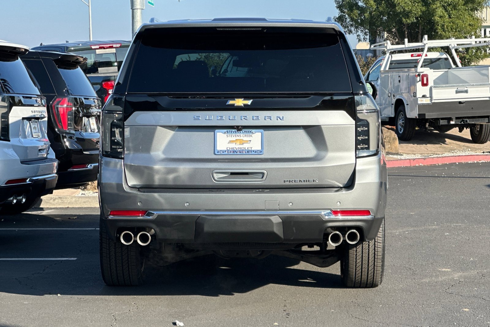 New 2026 Chevrolet Suburban Premier image 5