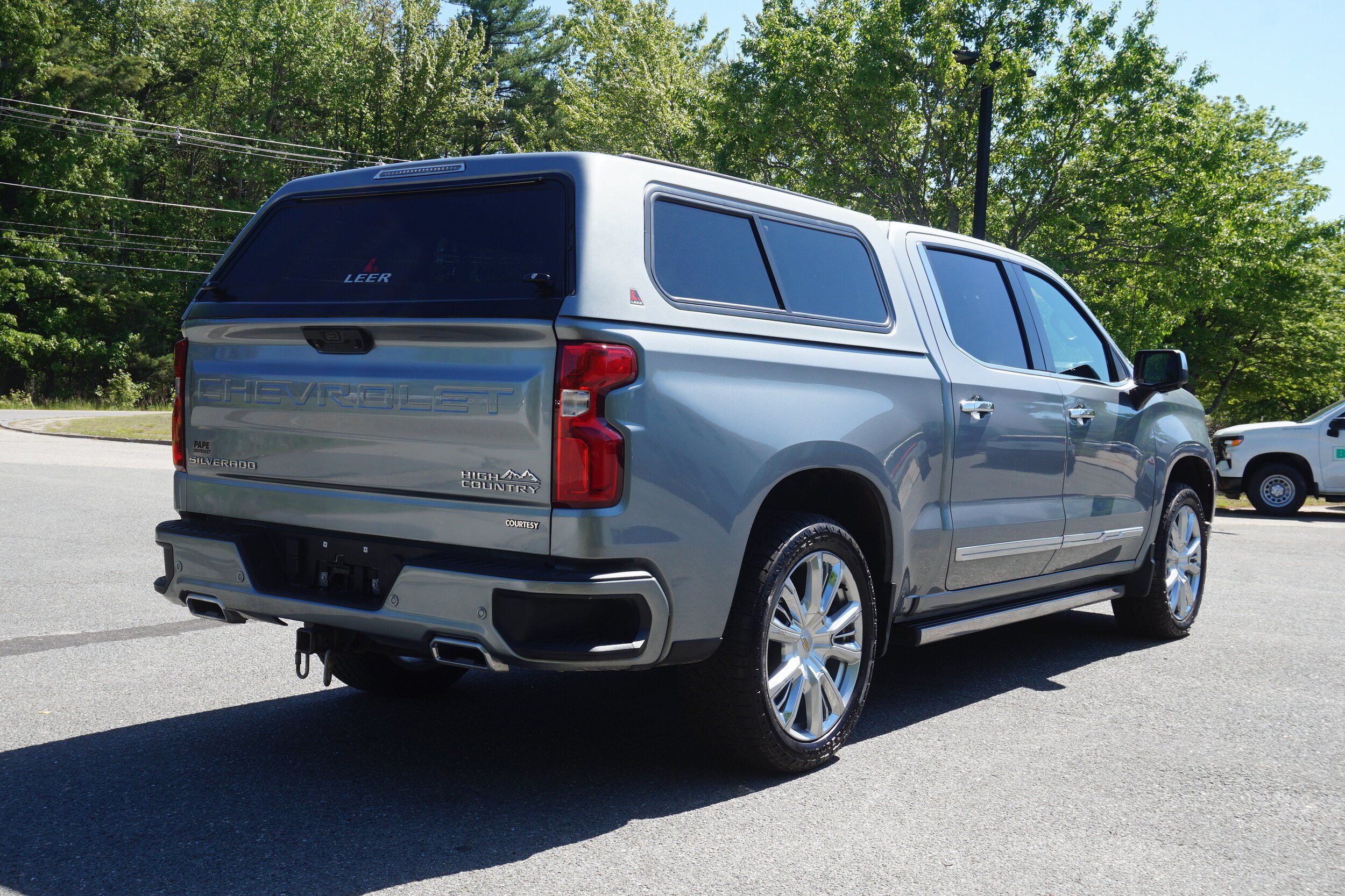 Used 2023 Chevrolet Silverado 1500 High Country AWD/4WD image 5