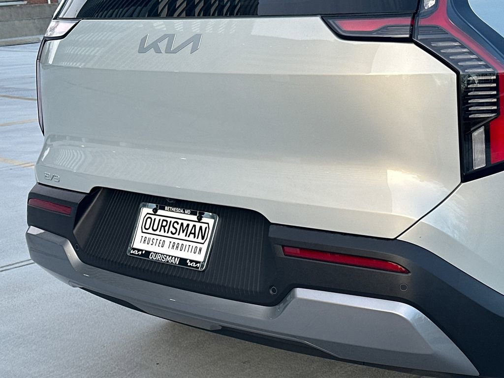 New 2026 Kia EV9 Light image 5