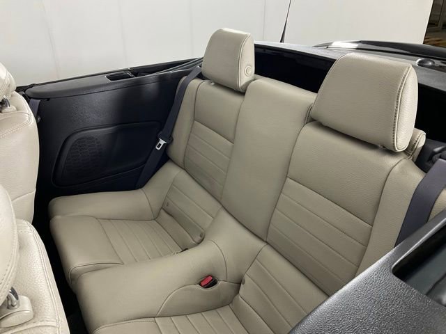 Used 2012 Ford Mustang Premium image 29