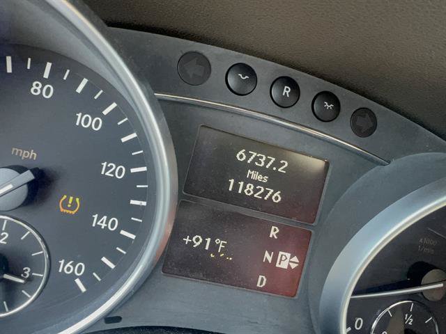 Used 2009 Mercedes-Benz ML 350 4MATIC image 2