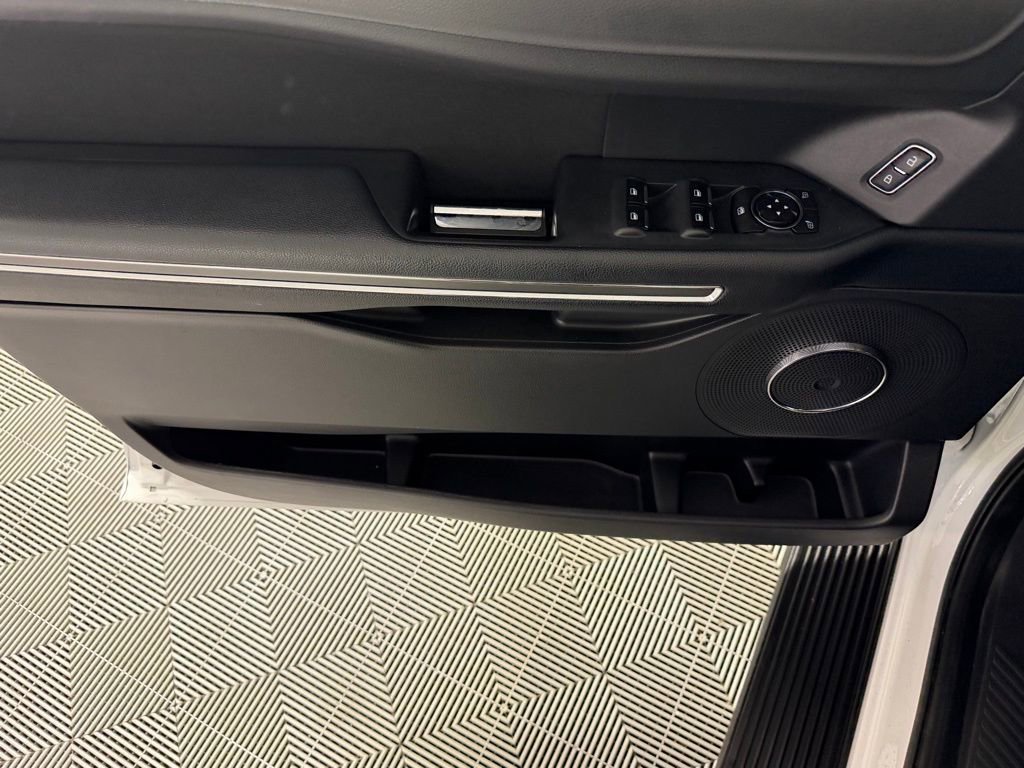 Used 2024 Ford Expedition Max XL image 27