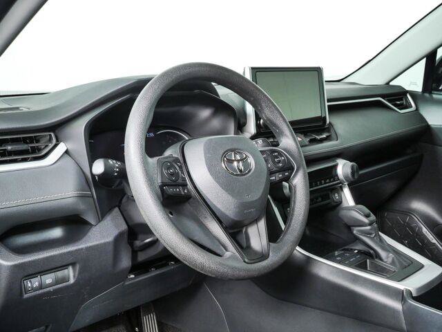 Used 2025 Toyota RAV4 LE FWD image 4