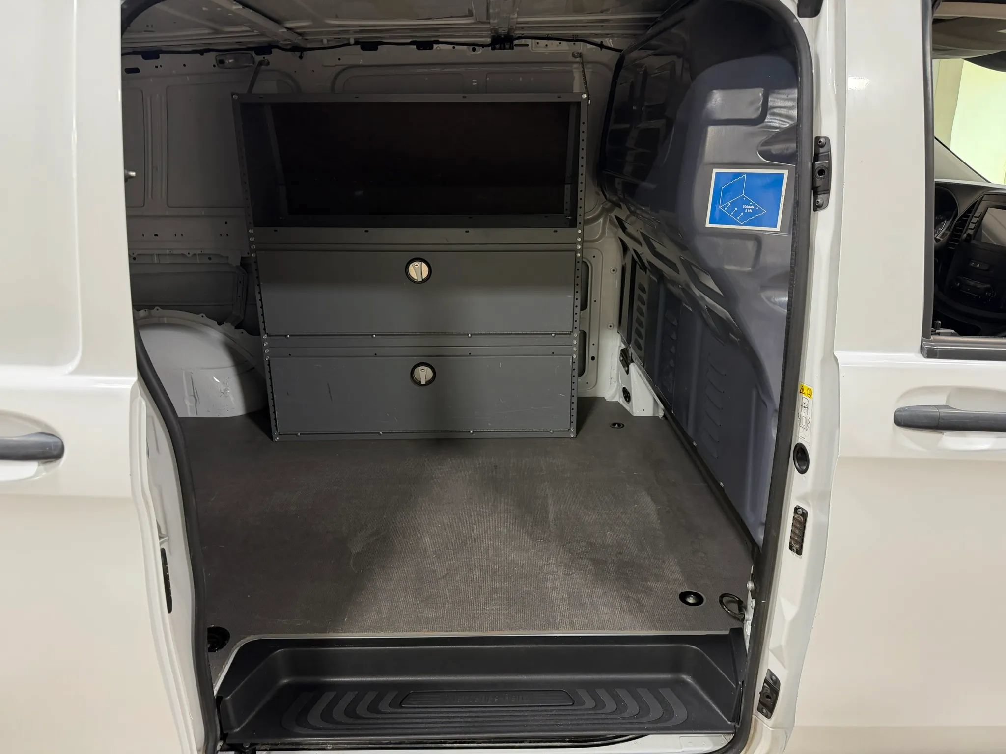 Used 2021 Mercedes-Benz Metris image 28