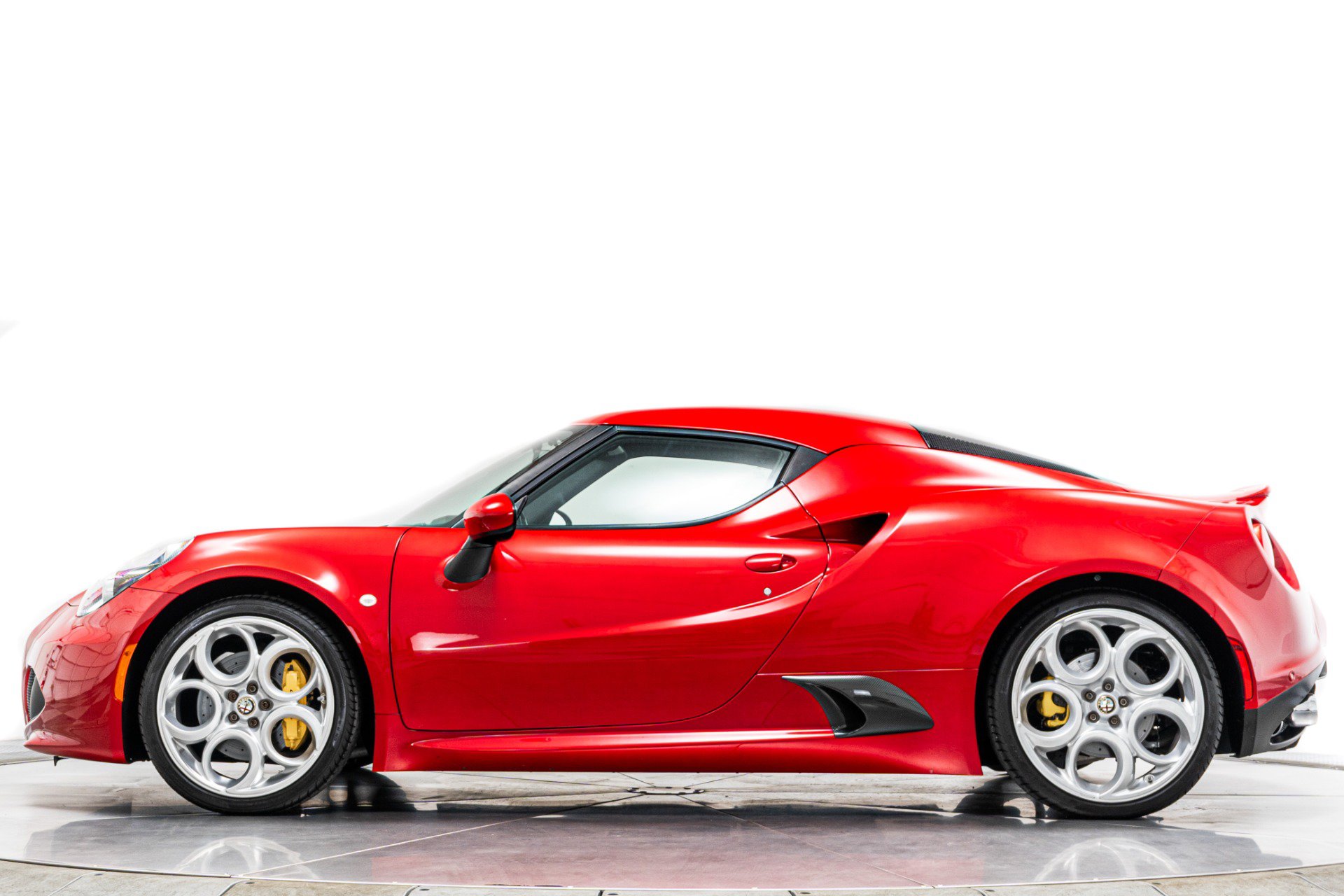 Used 2016 Alfa Romeo 4C Coupe w/ Convenience Group - Coupe RWD image 6