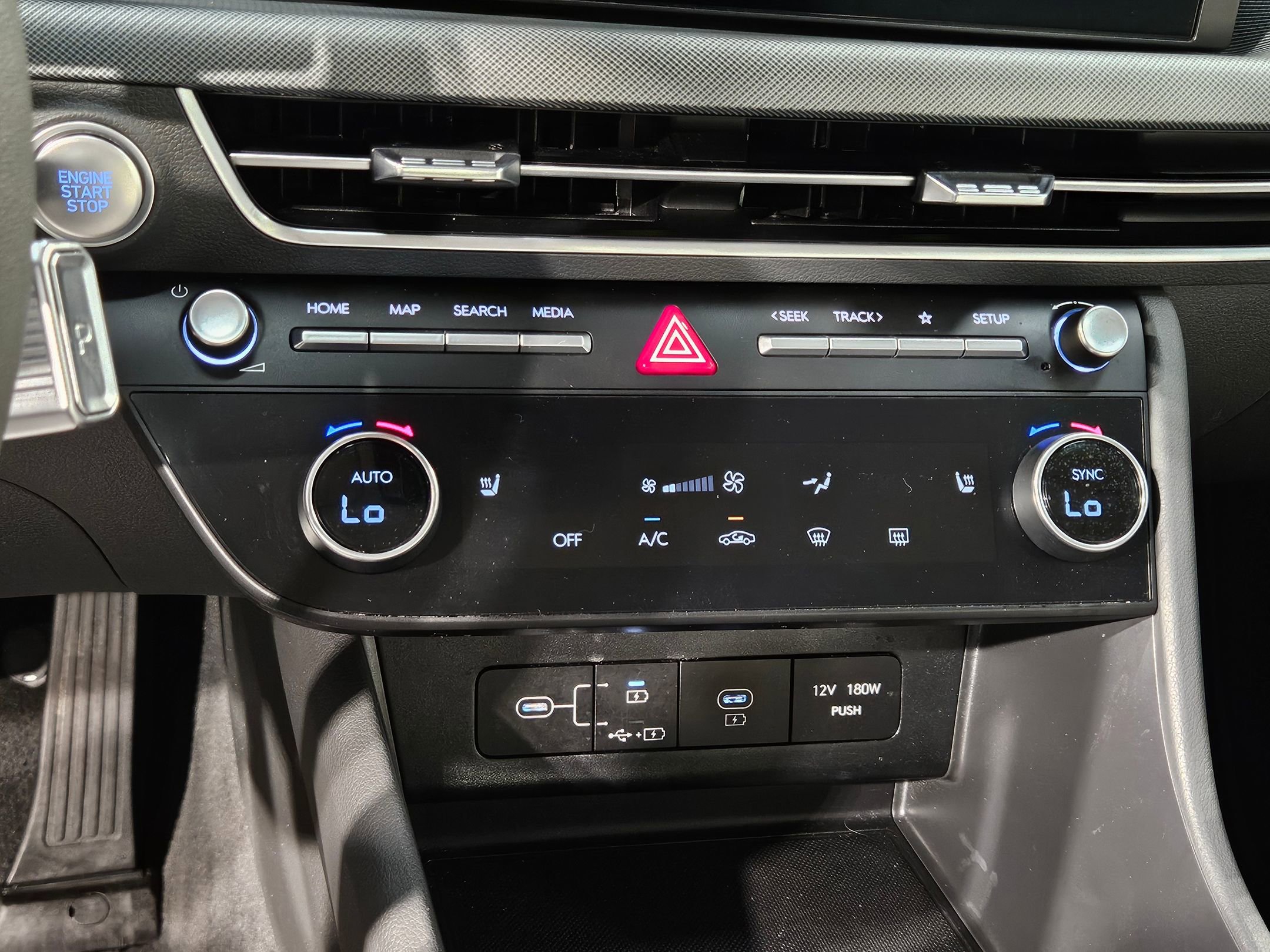Used 2025 Hyundai Sonata SEL FWD image 31