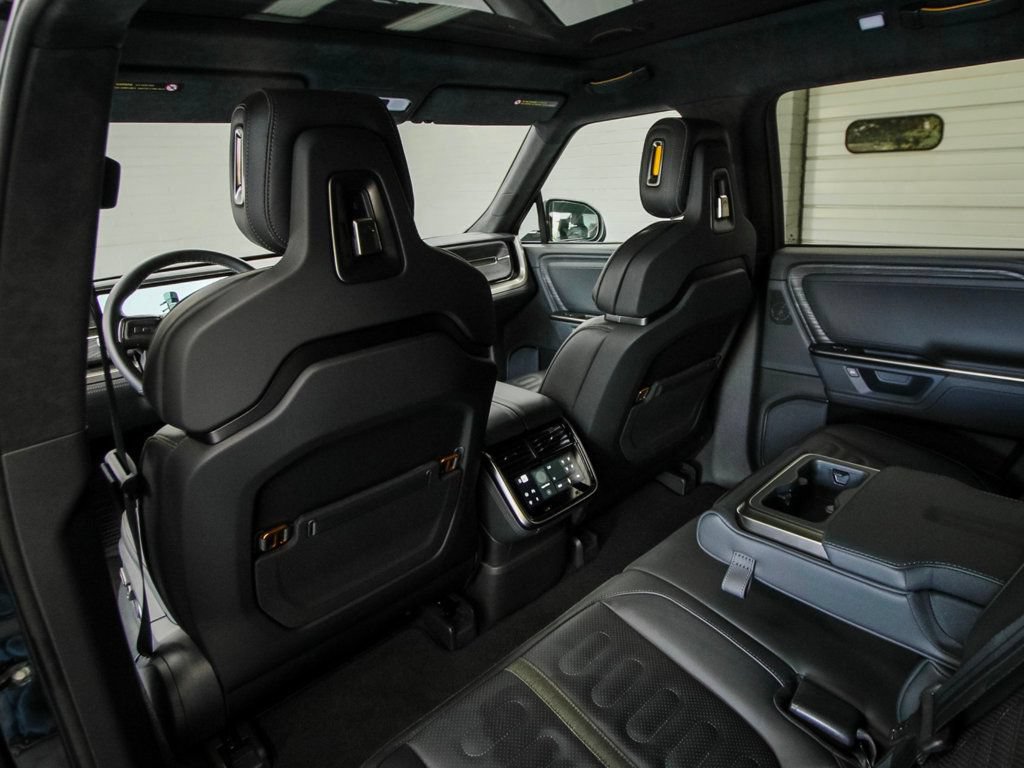 Used 2025 Rivian R1S Adventure AWD/4WD image 25