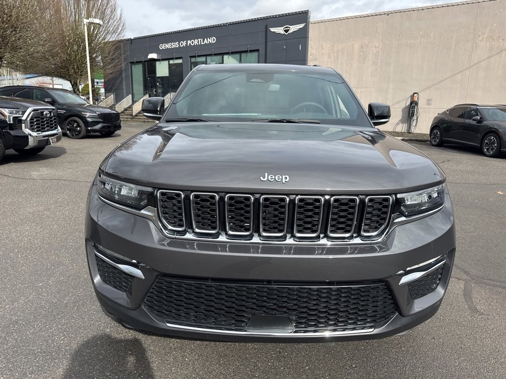 Used 2025 Jeep Grand Cherokee Limited 4xe w/ MOPAR Finishing Package image 10