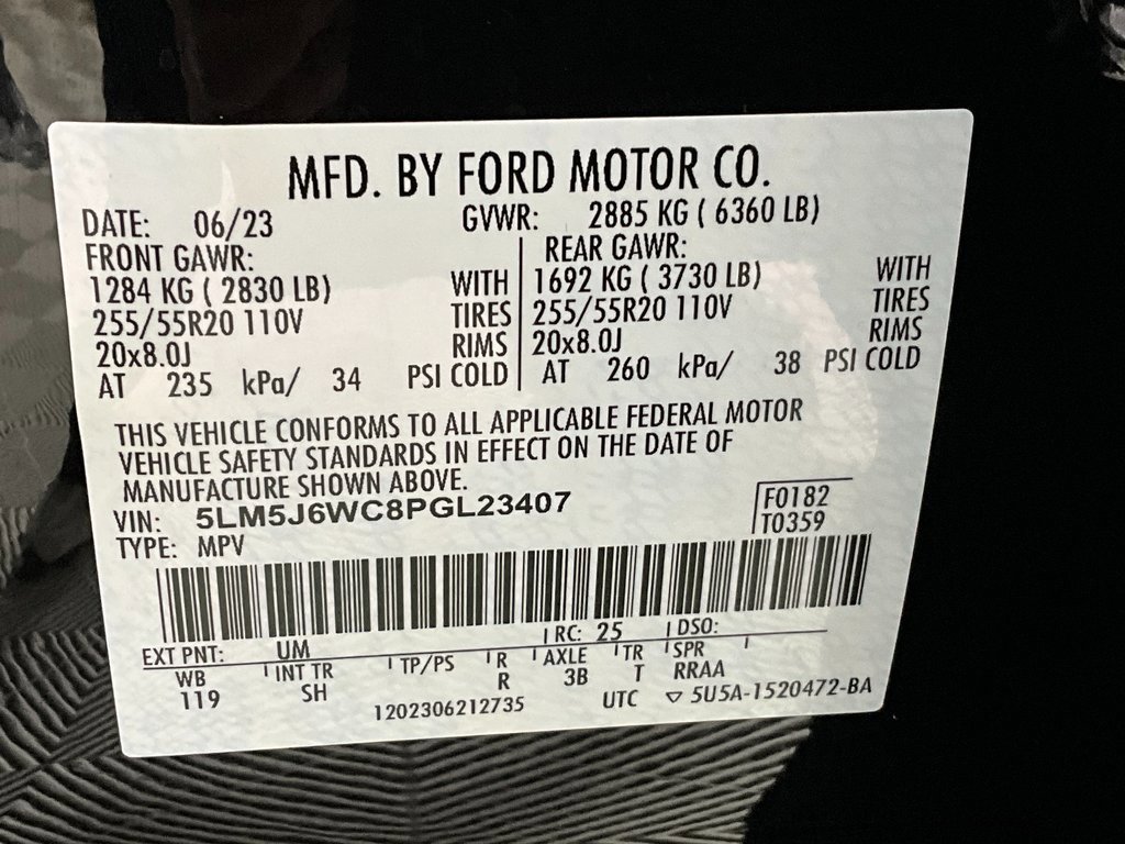 Used 2023 Lincoln Aviator 2WD w/ Premium Package image 31