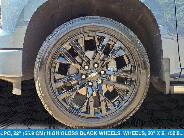 Used 2024 Chevrolet Silverado 1500 High Country w/ High Country Premium Package AWD/4WD image 11
