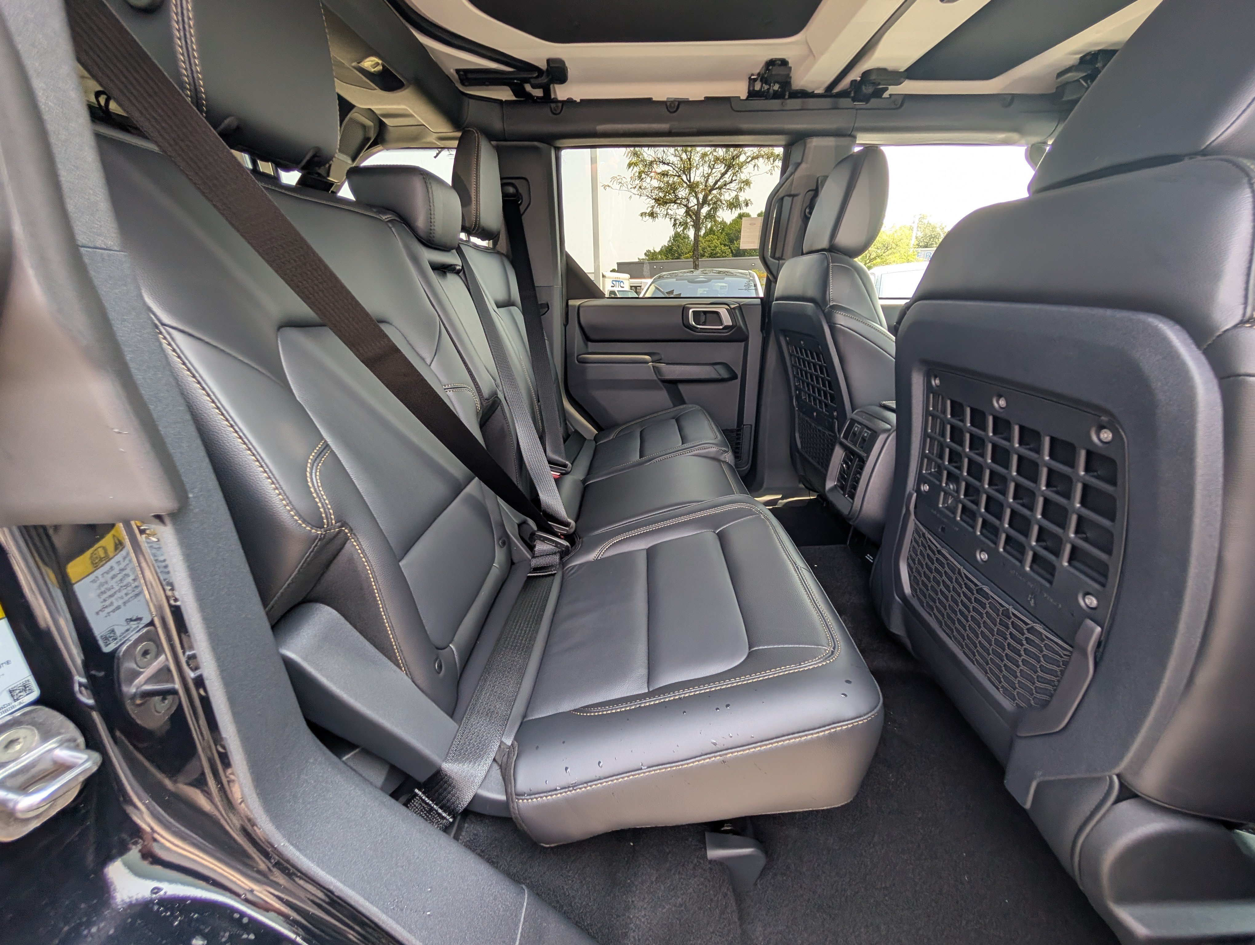 New 2026 Ford Bronco Badlands AWD/4WD image 7