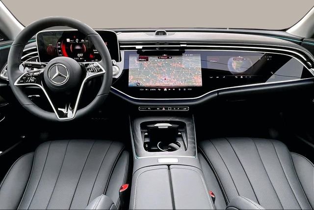 New 2026 Mercedes-Benz E 350 4MATIC Sedan image 7