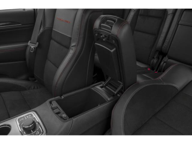 Certified 2020 Jeep Grand Cherokee Laredo w/ Security & Convenience Group AWD/4WD image 15