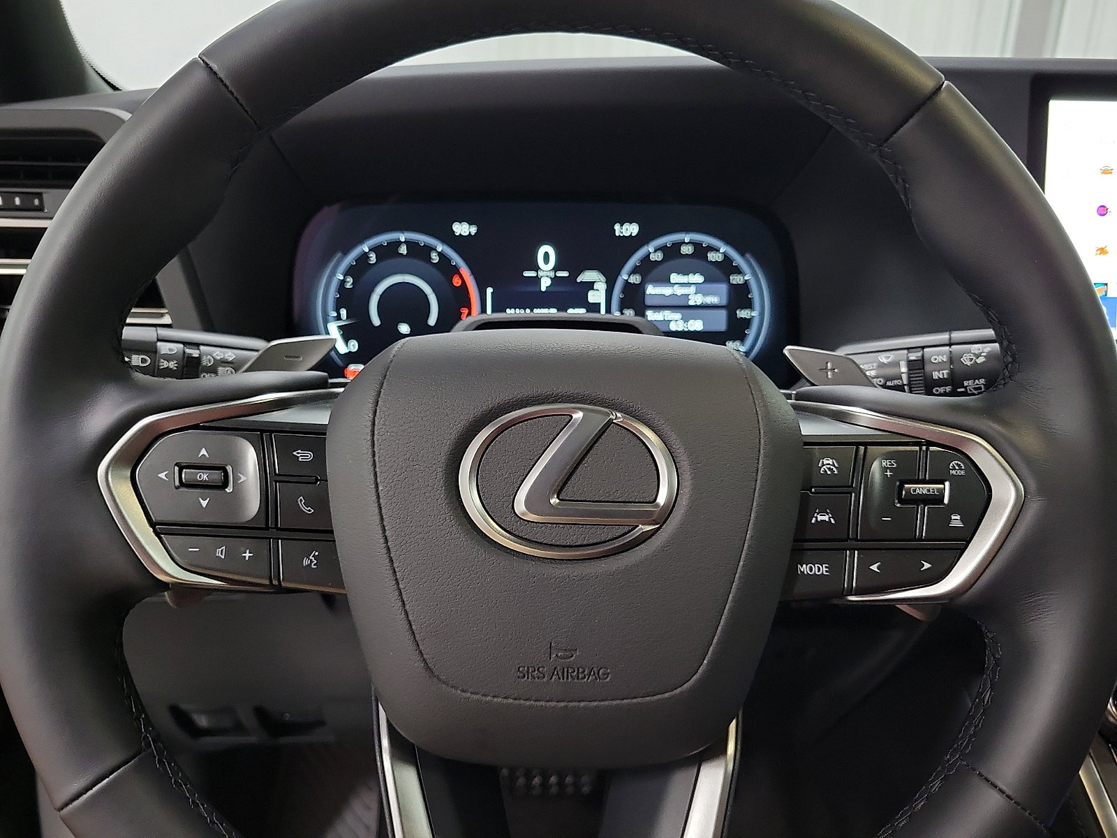Used 2026 Lexus GX 550 w/ Cold Area Package AWD/4WD image 18