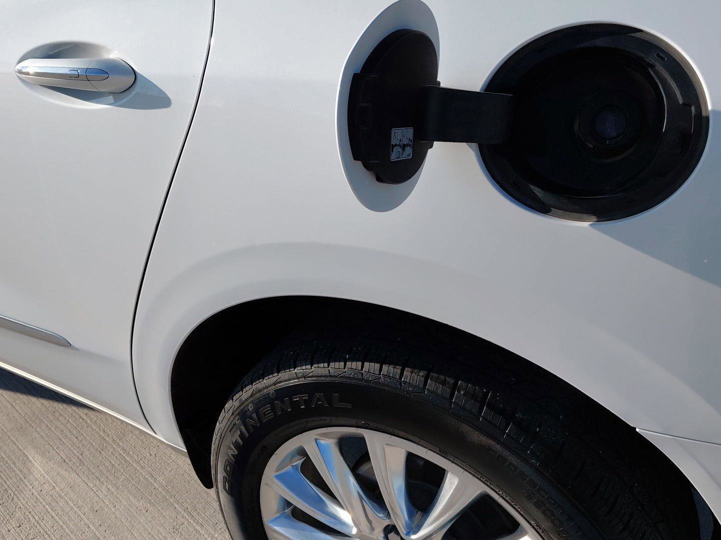 Used 2021 Buick Enclave Premium w/ Sun and Sites Package image 25