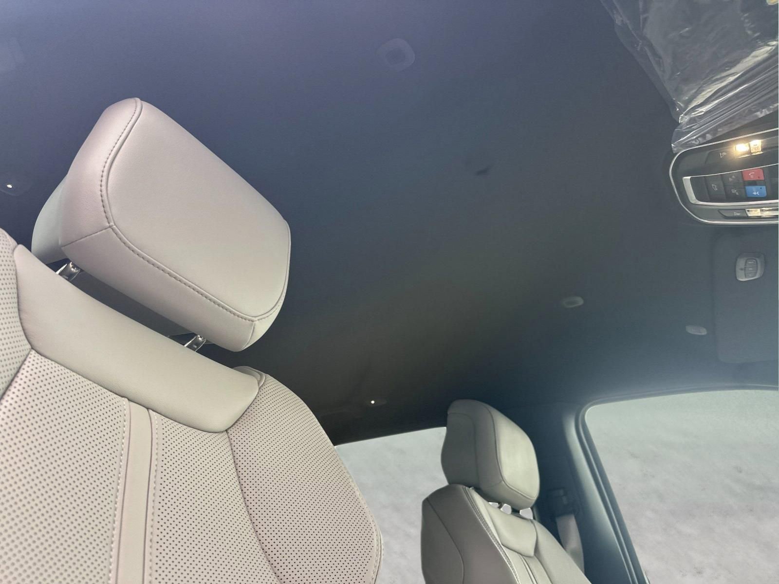 New 2026 Jeep Grand Wagoneer Limited image 16