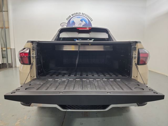 Used 2023 Hyundai Santa Cruz Limited image 9