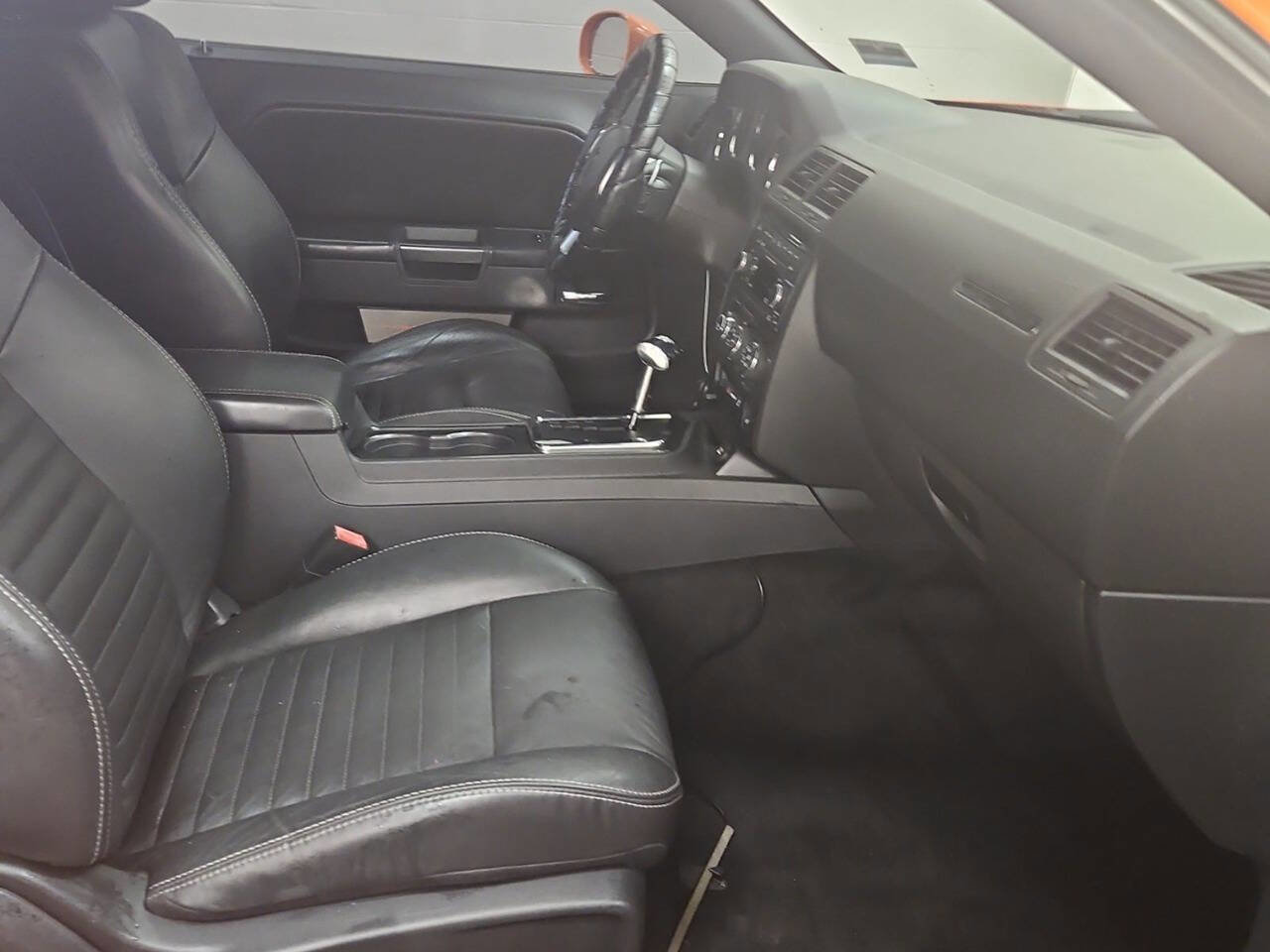 Used 2012 Dodge Challenger SXT Plus image 13