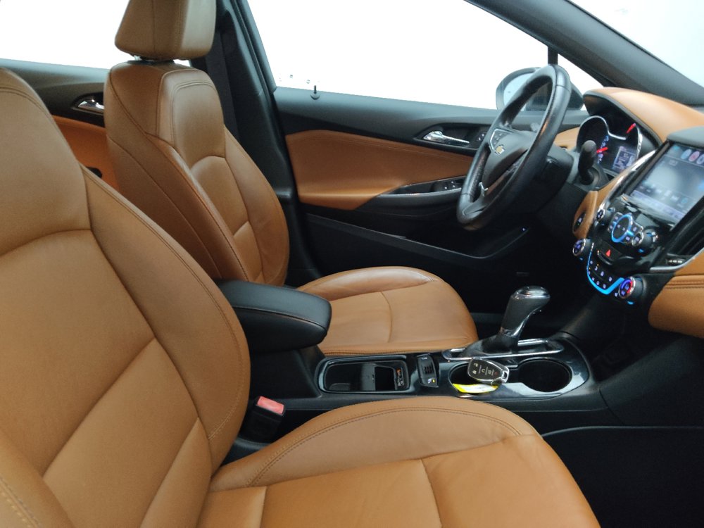Used 2016 Chevrolet Cruze Premier FWD image 21