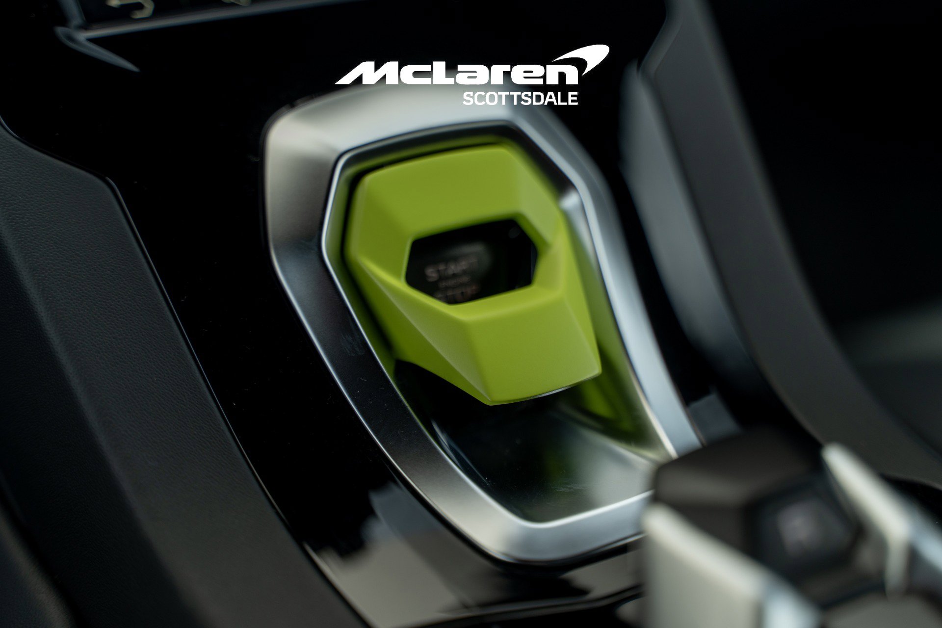 Used 2022 Lamborghini Huracan EVO image 31