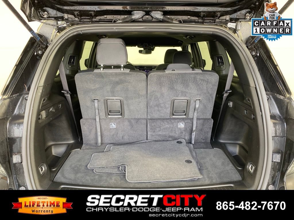 Used 2024 Jeep Grand Cherokee L Laredo AWD/4WD image 30