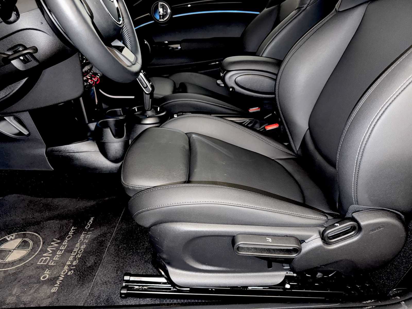 Used 2024 MINI Cooper S FWD image 10