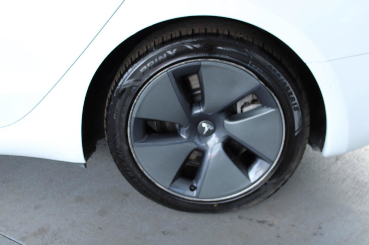 Used 2022 Tesla Model 3 RWD image 12