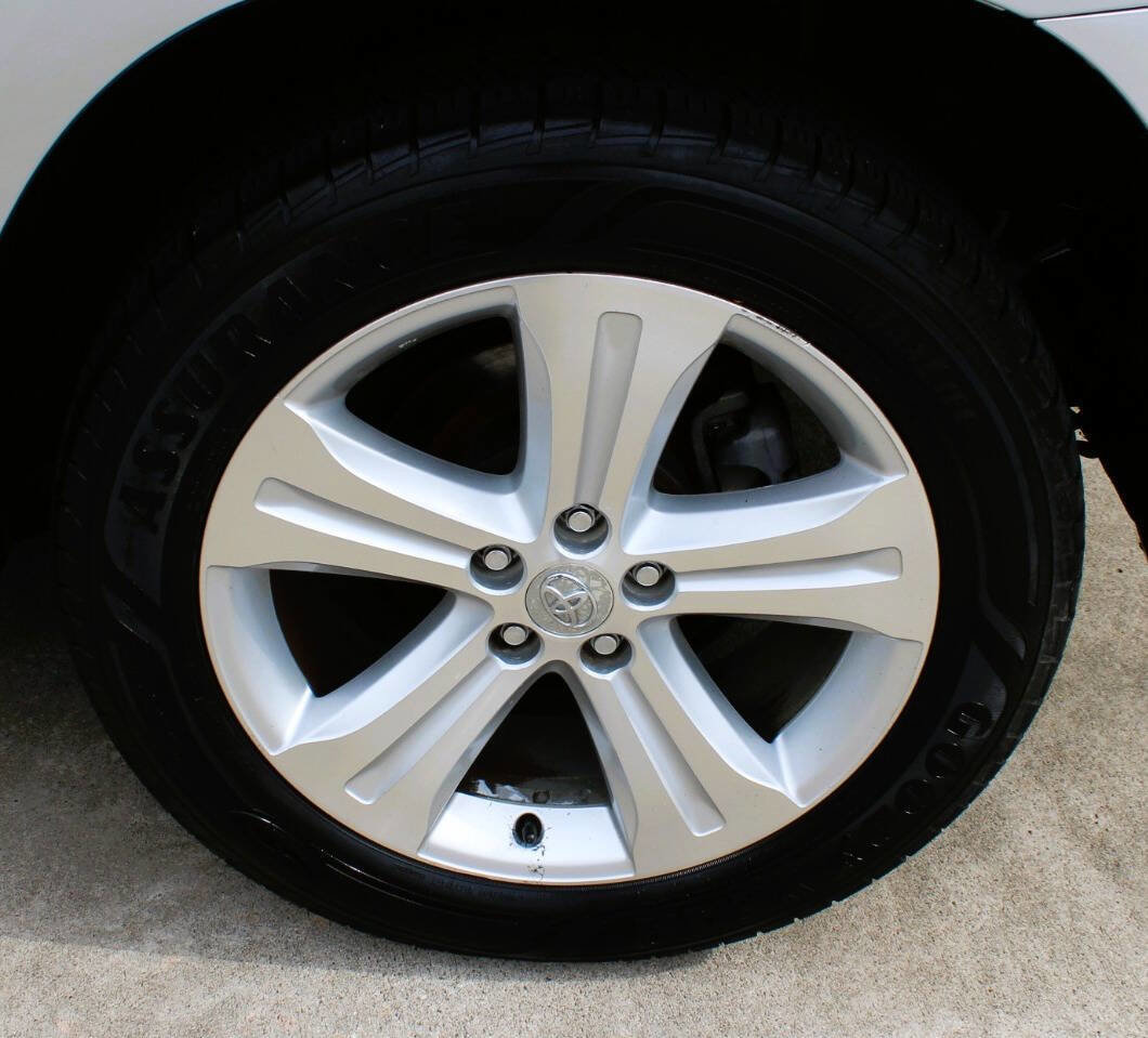 Used 2009 Toyota Highlander Limited image 12