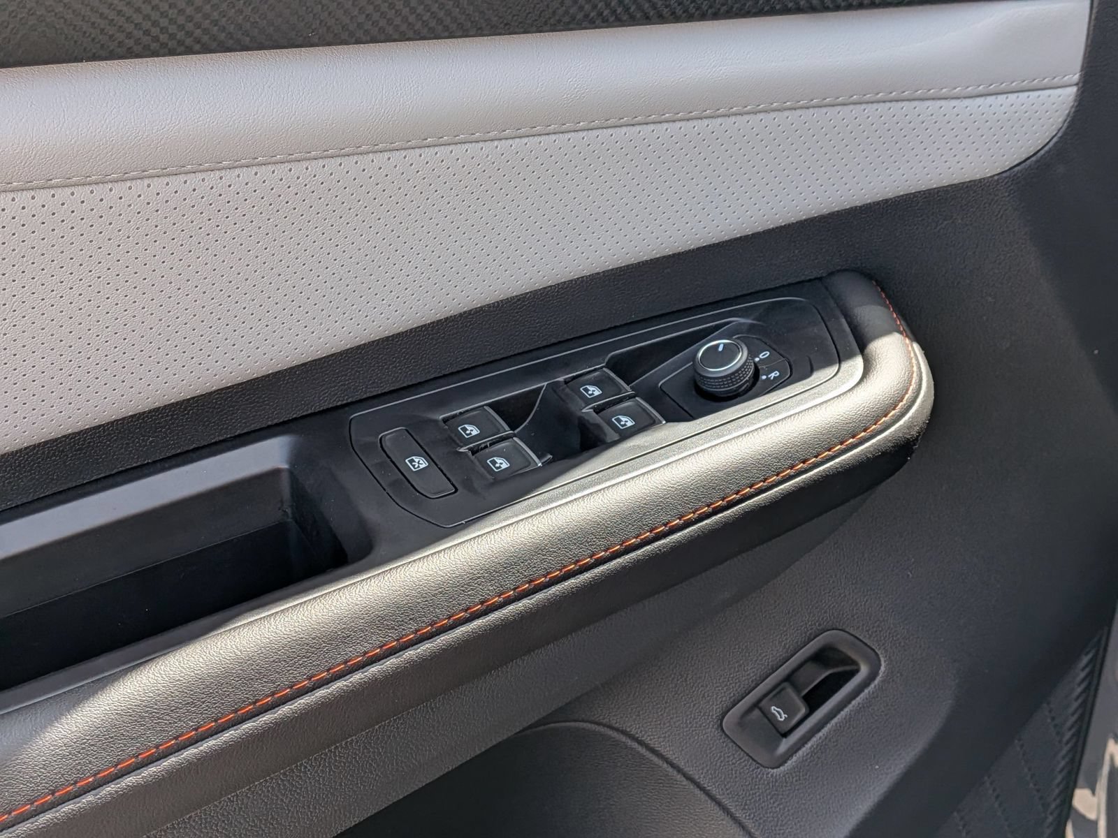New 2026 Volkswagen Atlas Peak Edition AWD/4WD image 10