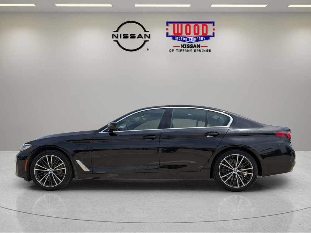 Used 2023 BMW 530e xDrive AWD/4WD image 5