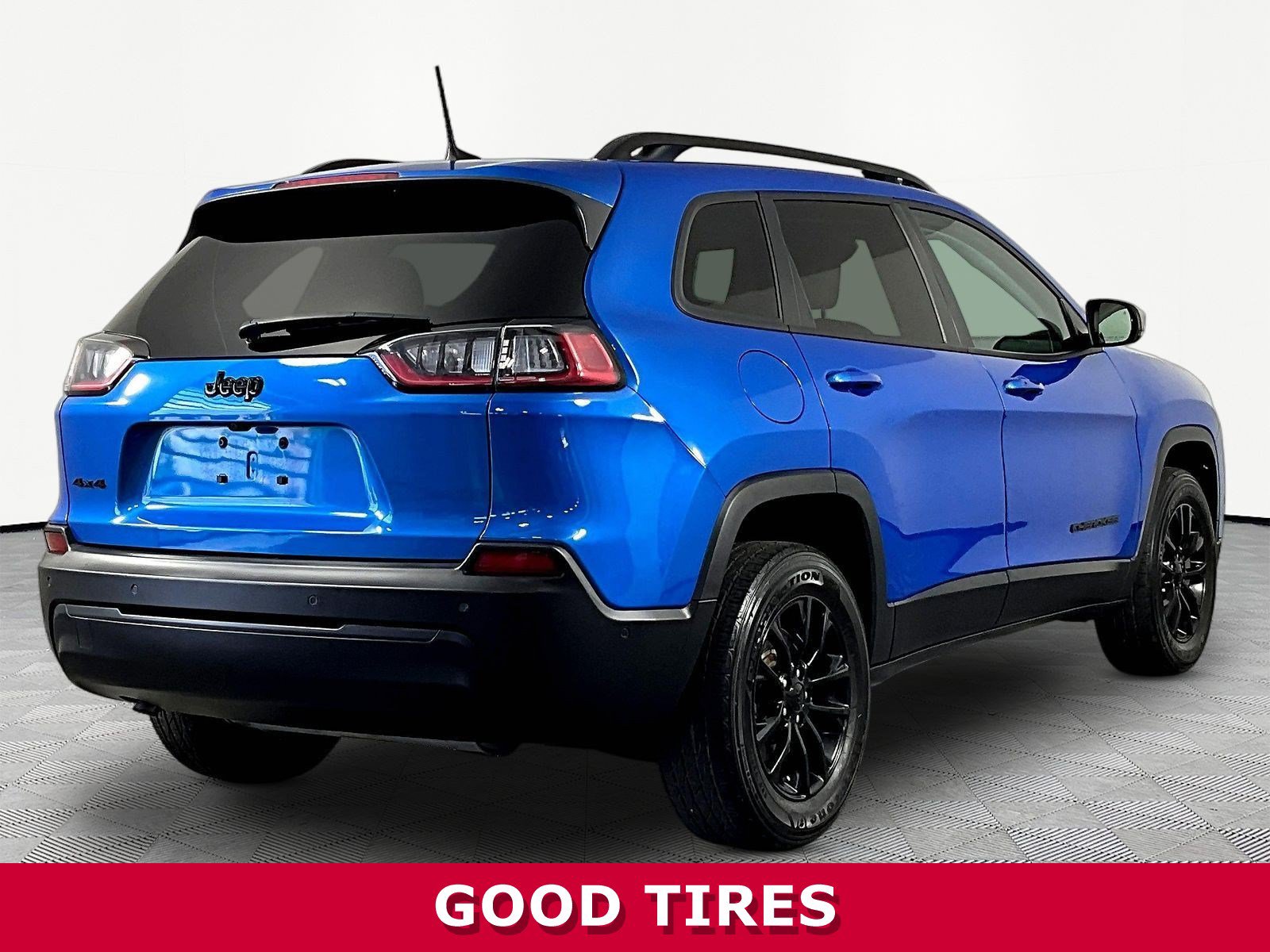 Used 2023 Jeep Cherokee Altitude Lux AWD/4WD image 6