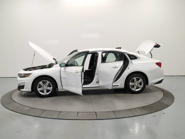 Used 2024 Chevrolet Malibu LS w/ Driver Confidence Package FWD image 13