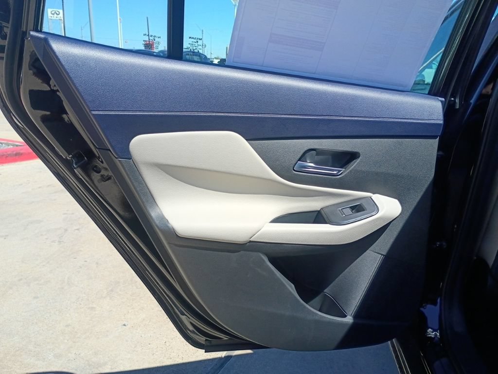 New 2026 Nissan Sentra SL w/ Floor Mat Package FWD image 29