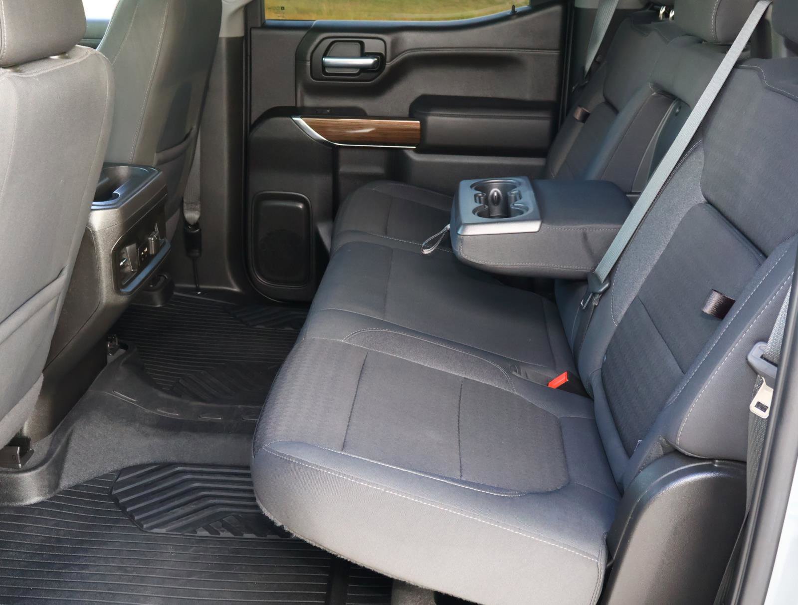 Used 2021 Chevrolet Silverado 1500 LT Trail Boss w/ LPO, Dark Essentials Package image 21