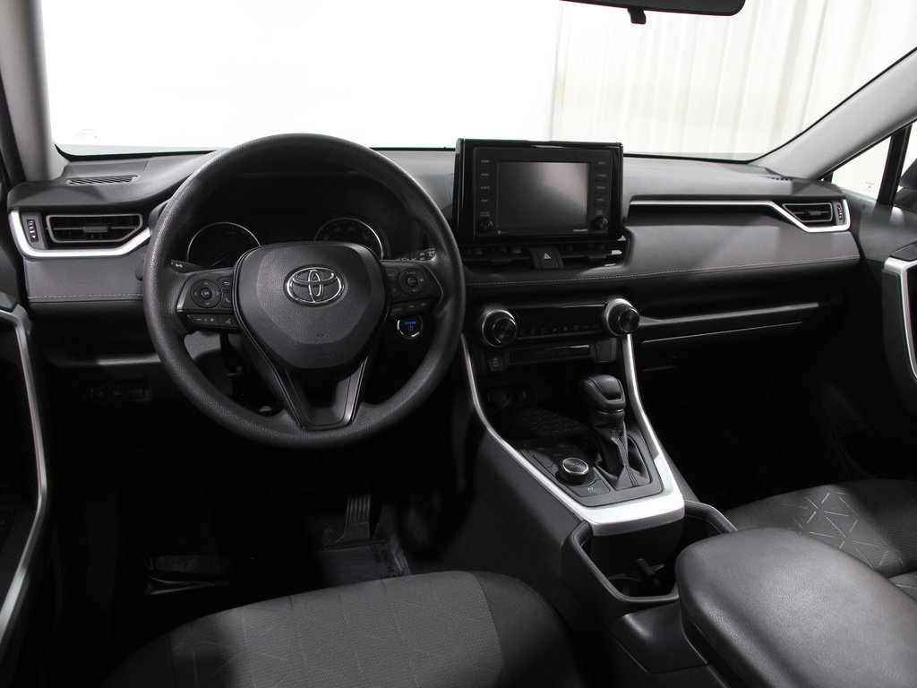 Used 2022 Toyota RAV4 XLE image 6