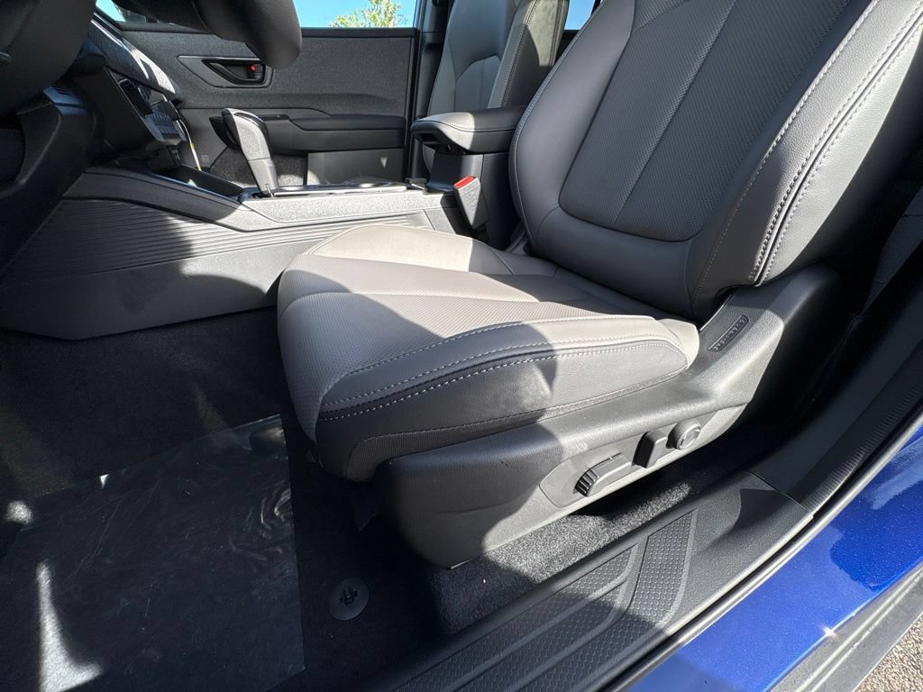New 2026 Subaru Outback Limited AWD/4WD image 13