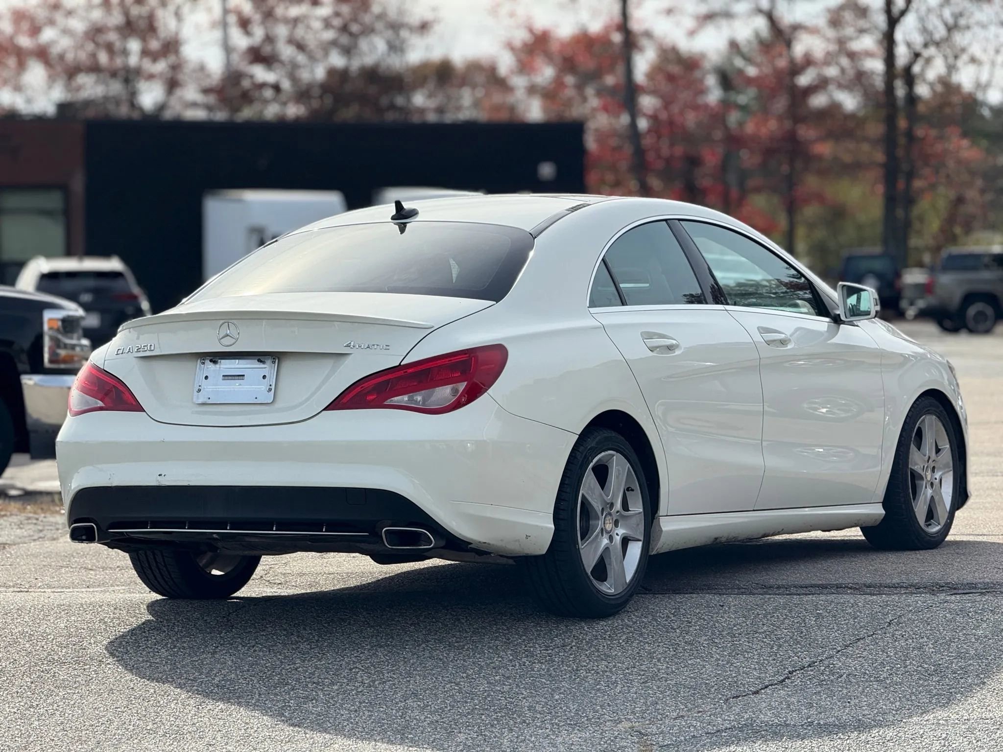 Used 2015 Mercedes-Benz CLA 250 4MATIC image 5