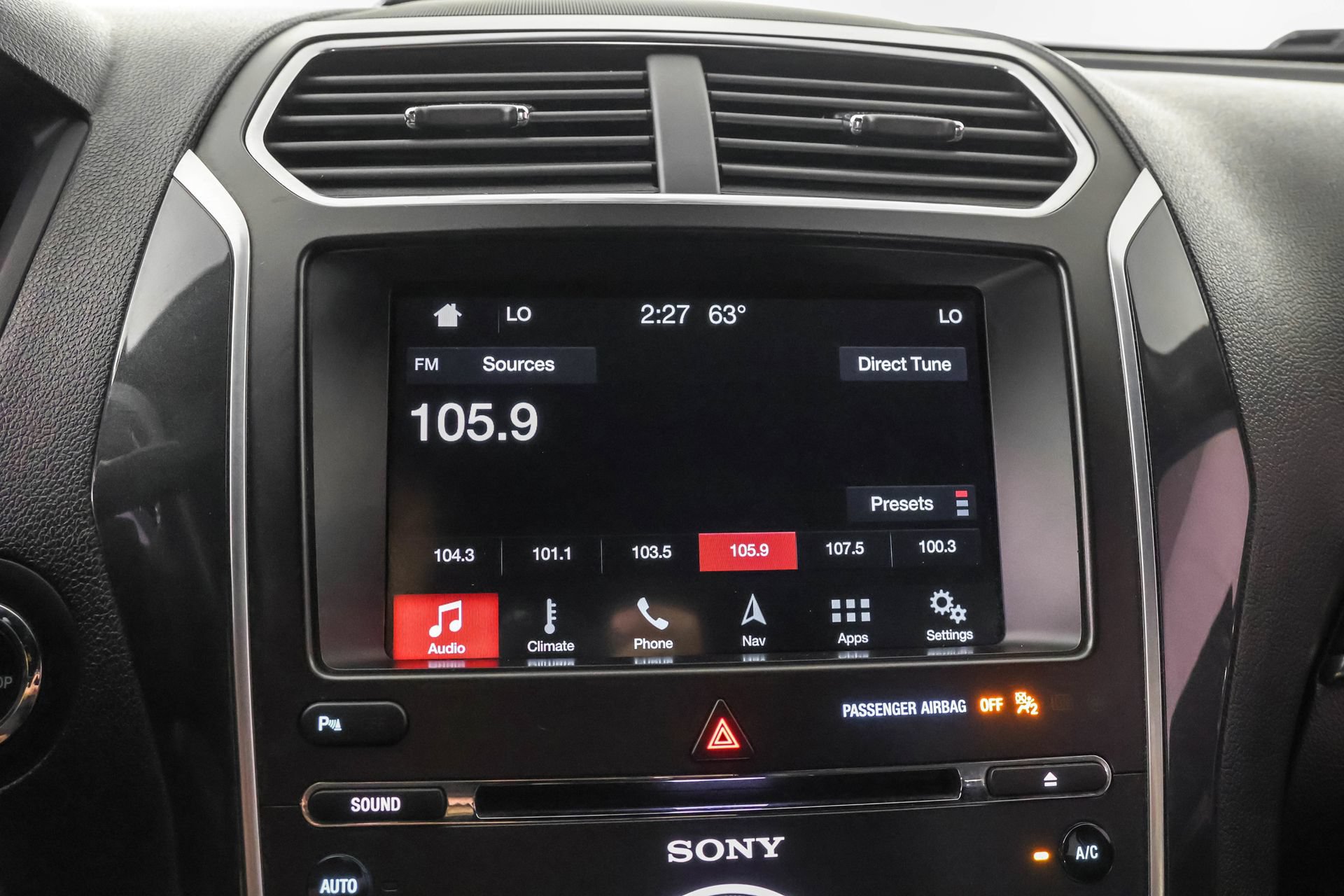 Used 2017 Ford Explorer Sport AWD/4WD image 28