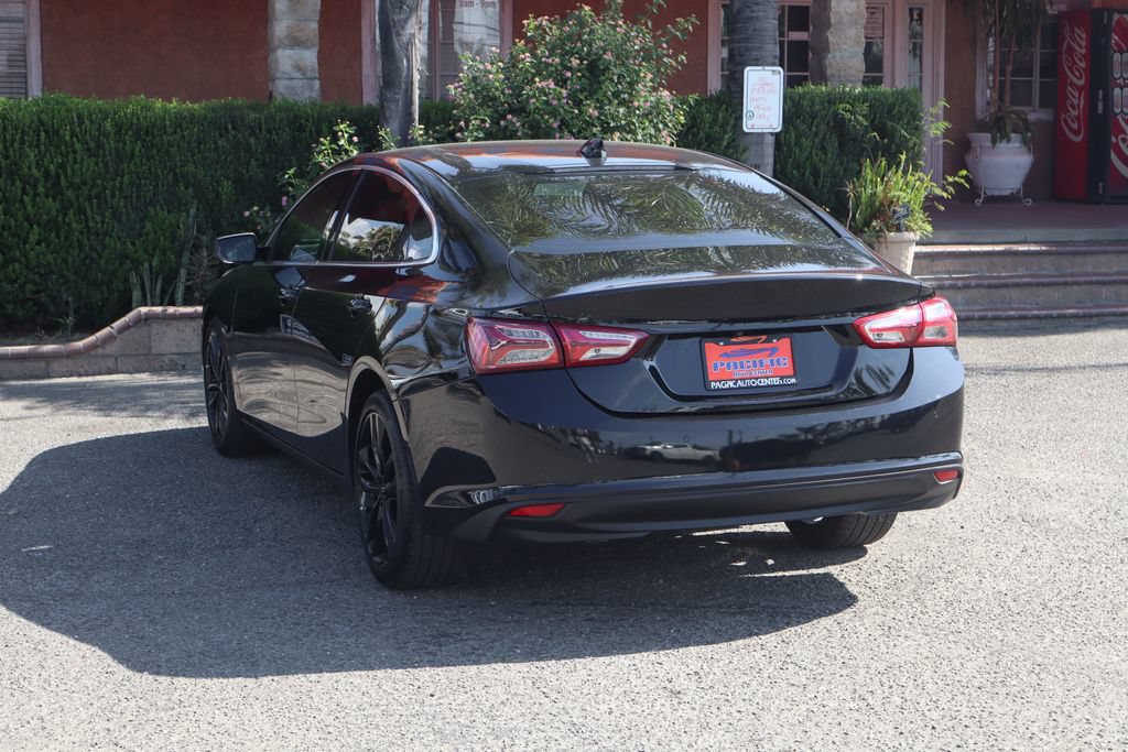 Used 2025 Chevrolet Malibu LT w/ Midnight Edition FWD image 6