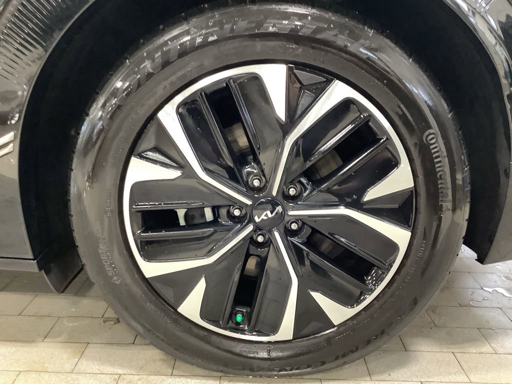 Certified 2023 Kia EV6 Wind image 27