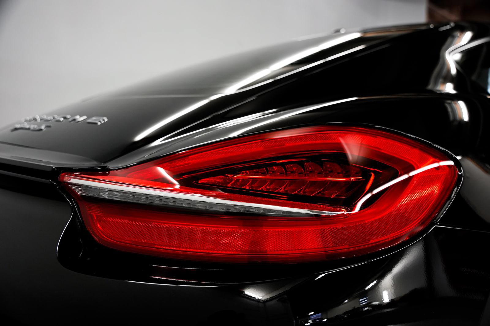 Used 2015 Porsche Cayman S RWD image 34
