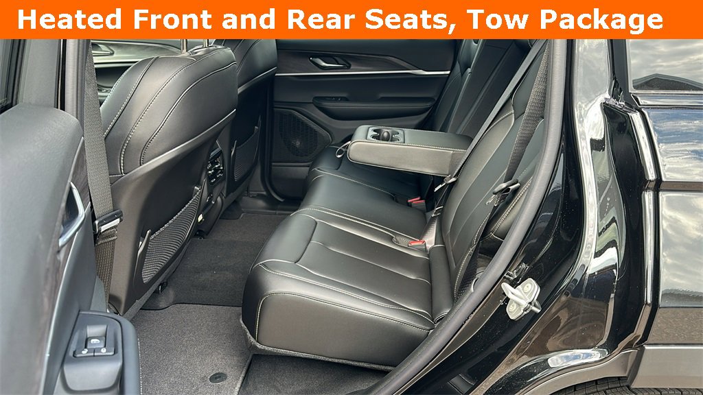 New 2025 Jeep Grand Cherokee Limited w/ Trailer Tow Package image 25