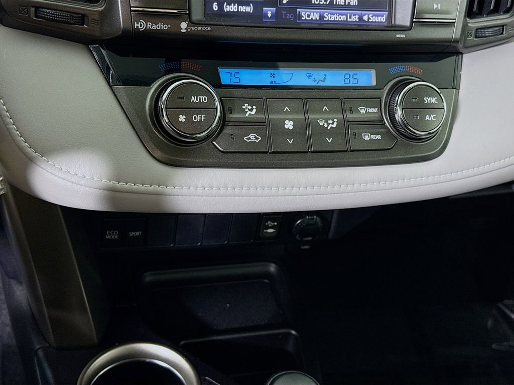 Used 2014 Toyota RAV4 XLE AWD/4WD image 7