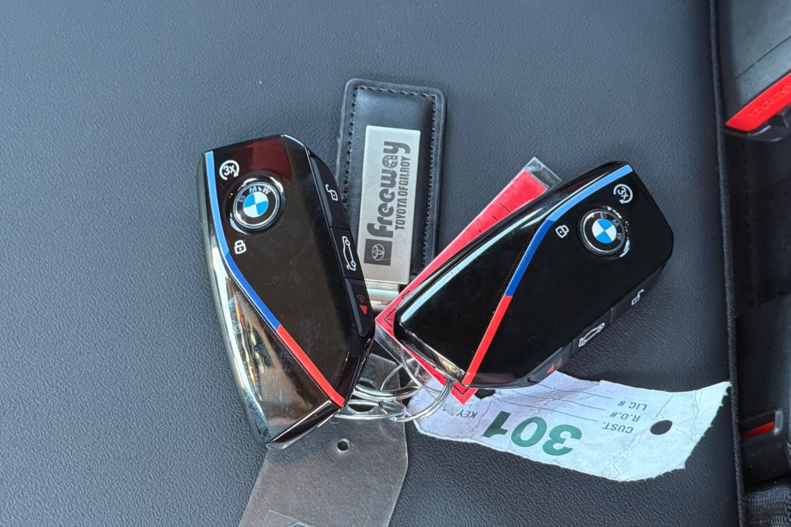 Used 2025 BMW X1 M35i w/ Shadowloine Package AWD/4WD image 4