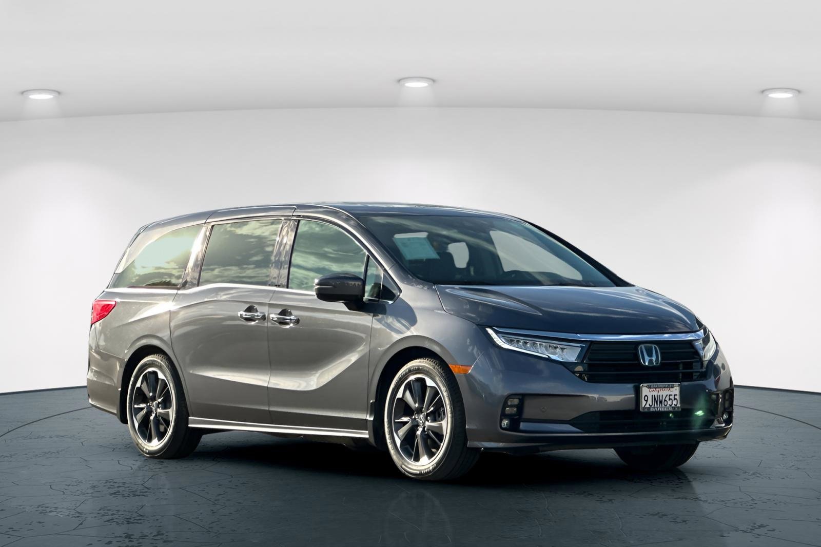 Certified 2024 Honda Odyssey Elite image 8
